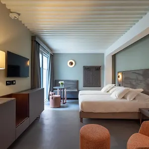 Aparthotel Vis Urban Suites&spa