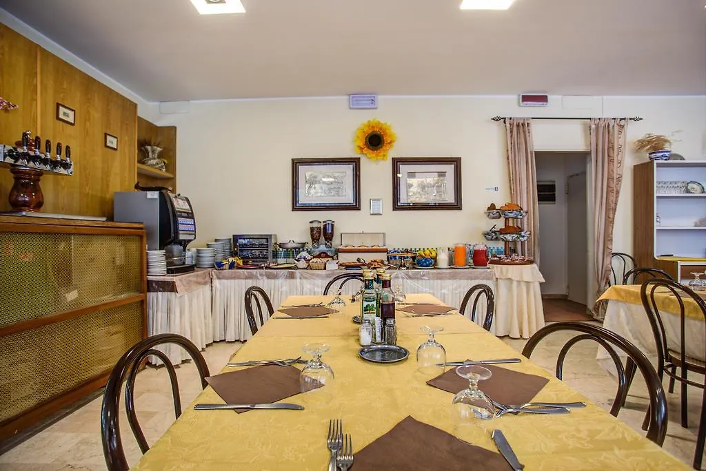 Hotel Tiziana Rimini 3*,
